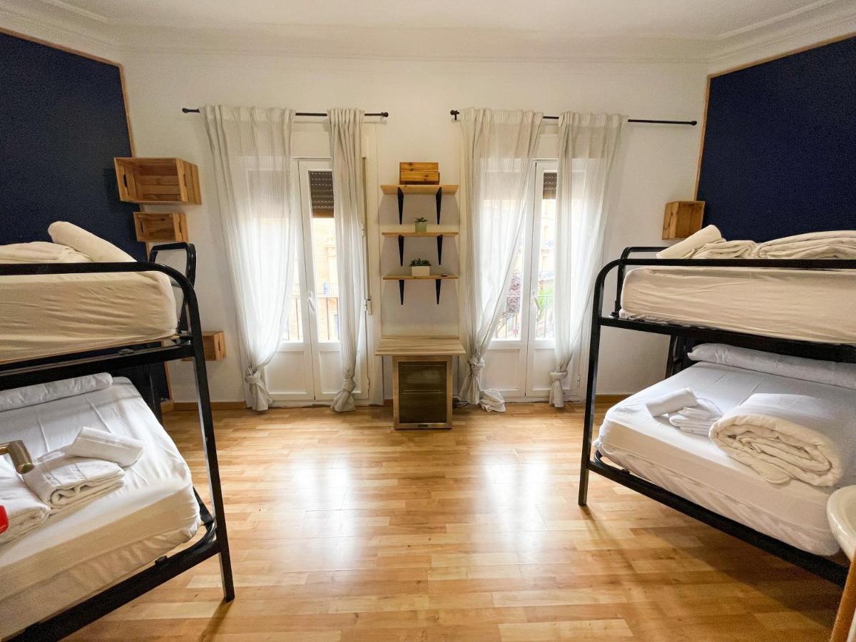 Az The Bridge Hostel - Coliving Zaragoza Ngoại thất bức ảnh