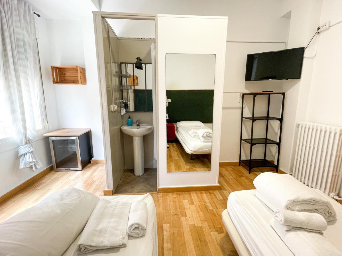 Az The Bridge Hostel - Coliving Zaragoza Ngoại thất bức ảnh