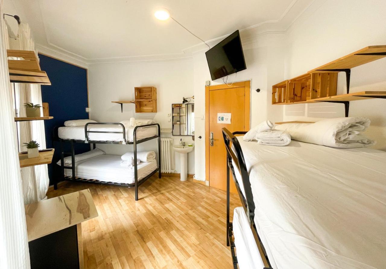 Az The Bridge Hostel - Coliving Zaragoza Ngoại thất bức ảnh